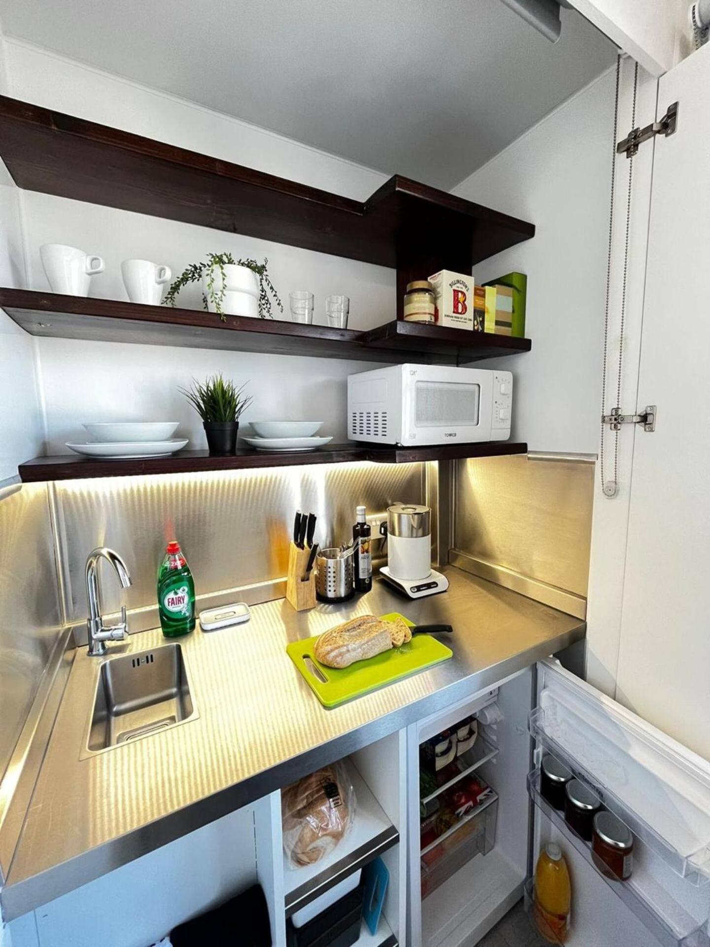 Apt 12 Luxury Living Chic Studio Steps From Beach برايتون المظهر الخارجي الصورة
