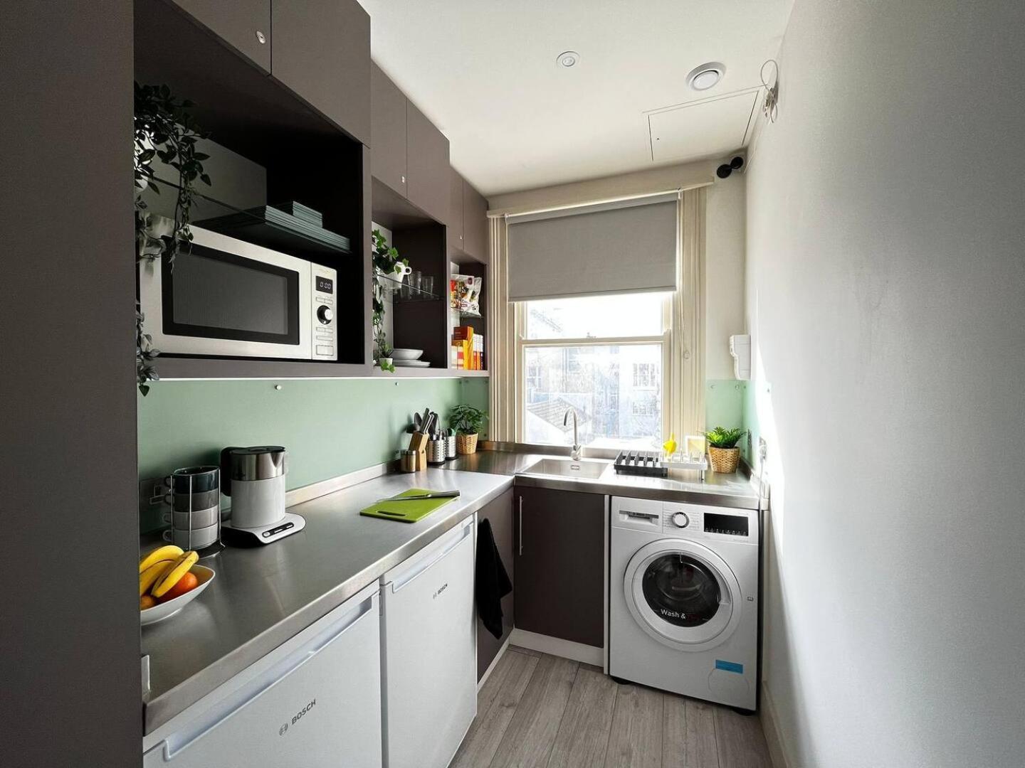 Apt 12 Luxury Living Chic Studio Steps From Beach برايتون المظهر الخارجي الصورة